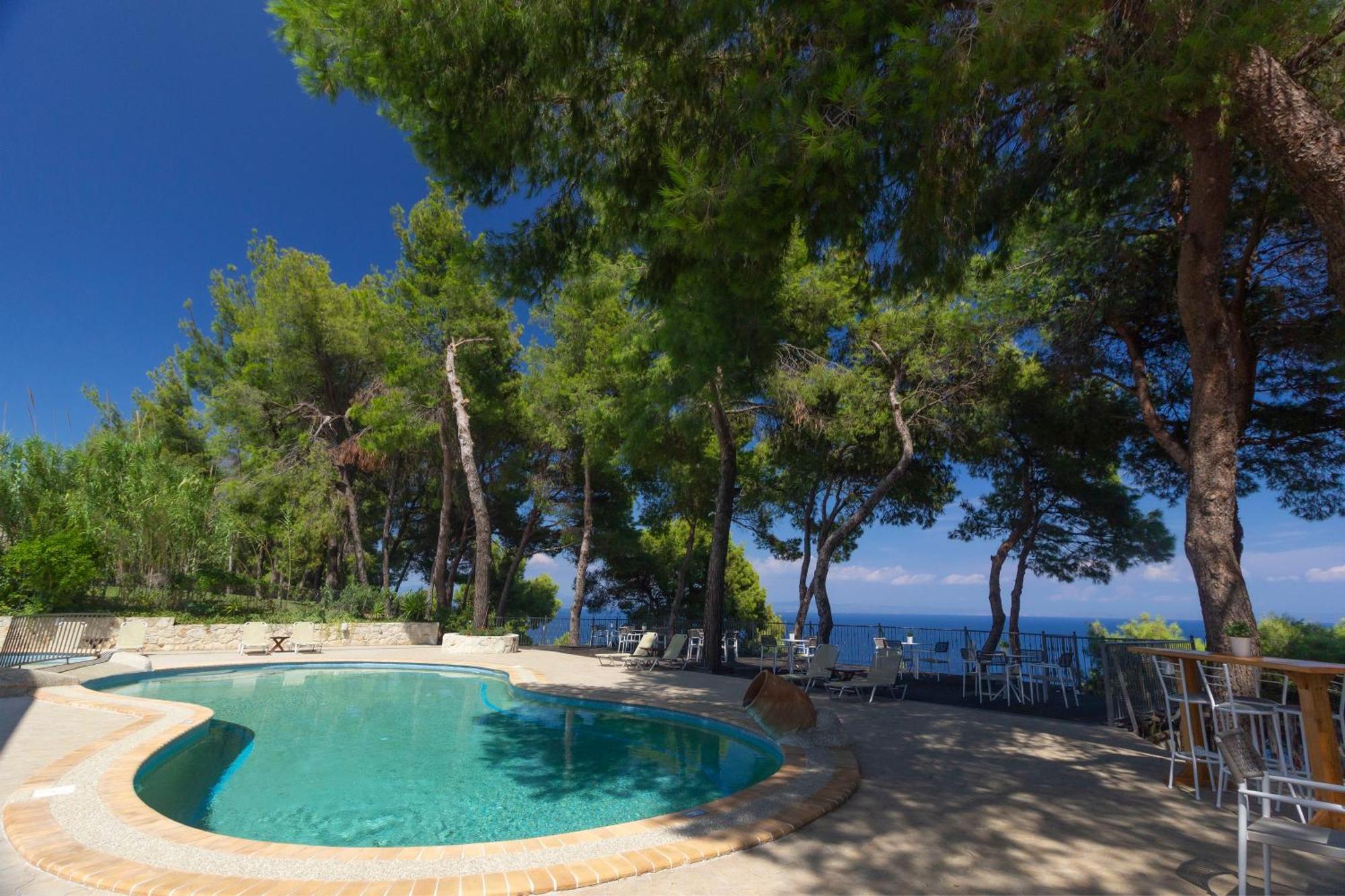 Evripidis Hotel Afytos Buitenkant foto